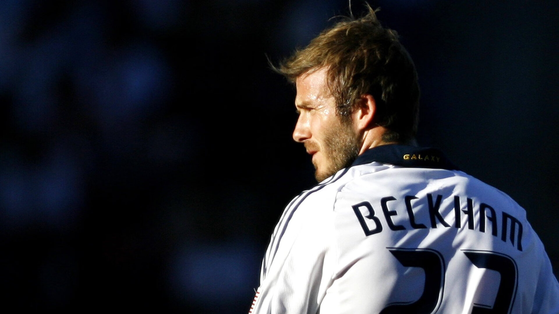 温网轻取ATP总决赛，西西帕斯点燃赛场，书写独一无二的网球传奇