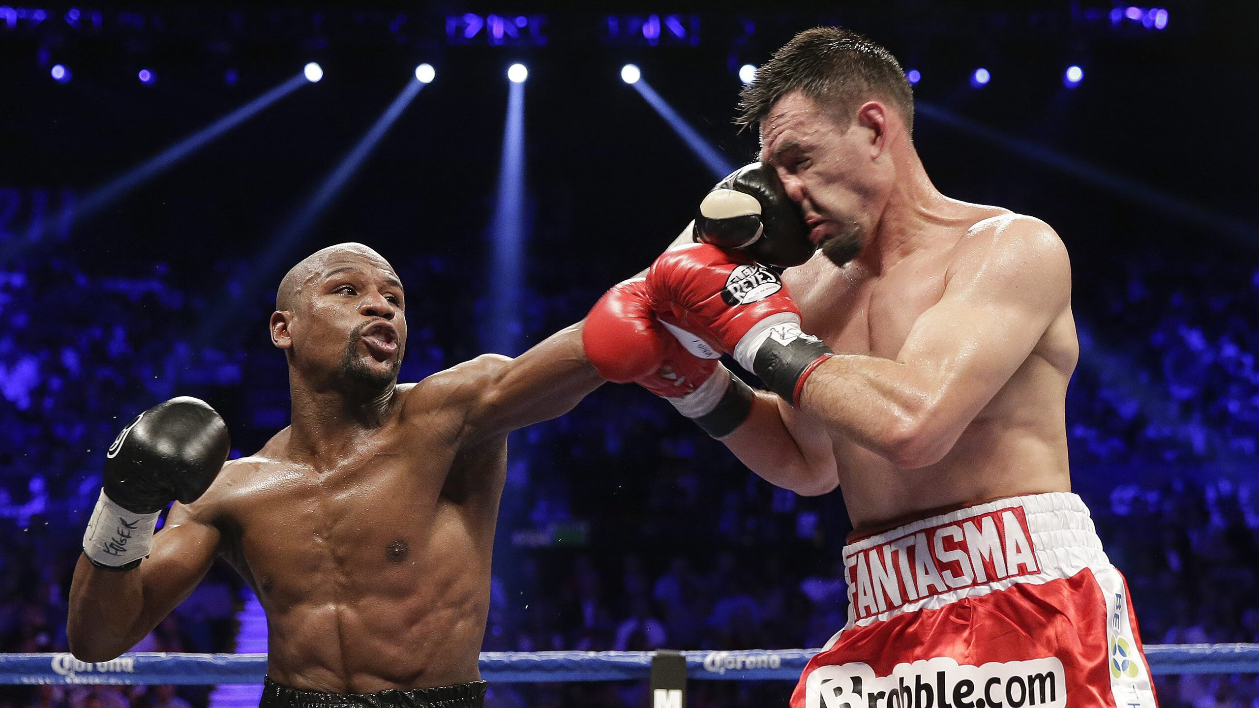 铁血红黑横扫德意志，孔德一剑封喉铸就经典